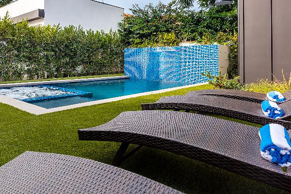 12304 pool 1 12304 pool 1