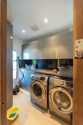 13847 laundry 1 13847 laundry 1