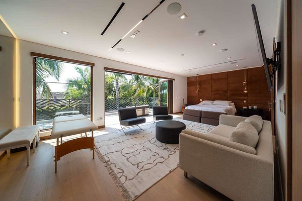 13847 bed 5 13847 bed 5