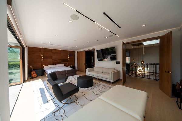 13847 bed 1 13847 bed 1