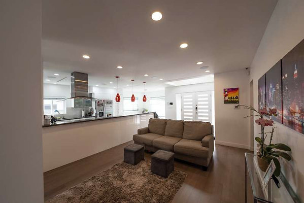 11414 living 5