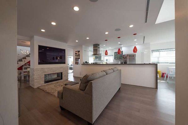 11414 living 6
