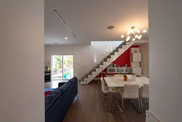 11414 dining 6