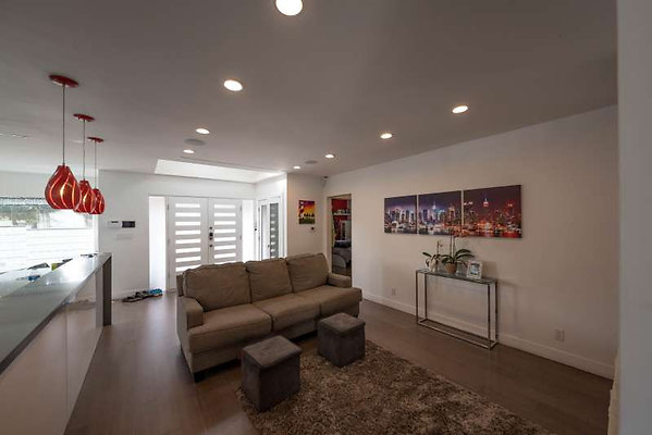 11414 living 4