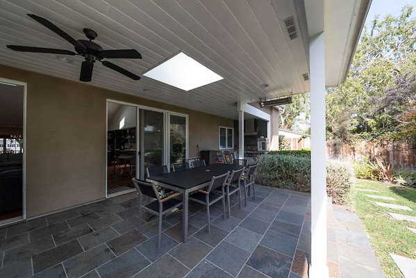 11213 patio 4