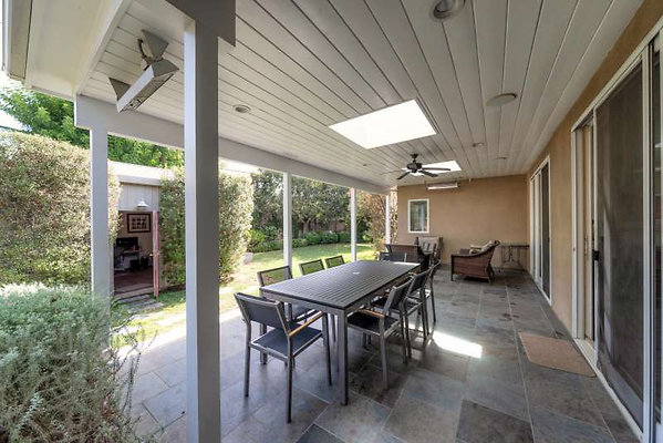 11213 patio 5