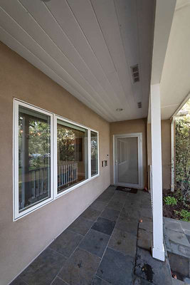 11213 porch 1