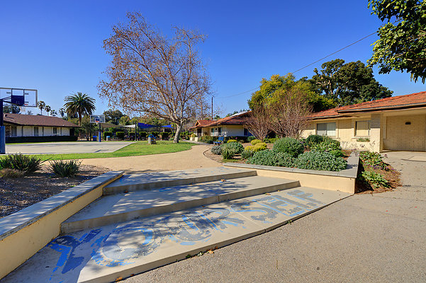 UNIVERSAL-C122-LA-240 UNIVERSAL-C122-LA-240