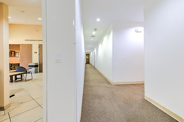 UNIVERSAL-C122-LA-205 UNIVERSAL-C122-LA-205