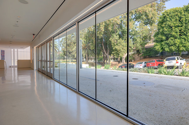 UNIVERSAL-C122-LA-129 UNIVERSAL-C122-LA-129