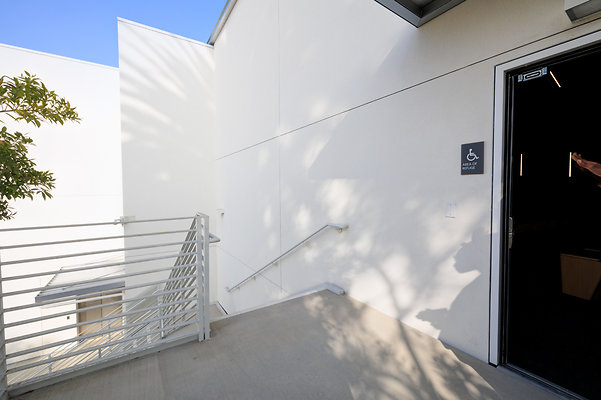 UNIVERSAL-C122-LA-151 UNIVERSAL-C122-LA-151