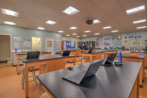 UNIVERSAL-C122-LA-248