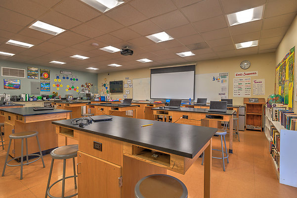 UNIVERSAL-C122-LA-244