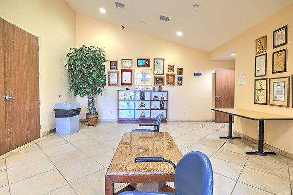 UNIVERSAL-C122-LA-196 UNIVERSAL-C122-LA-196