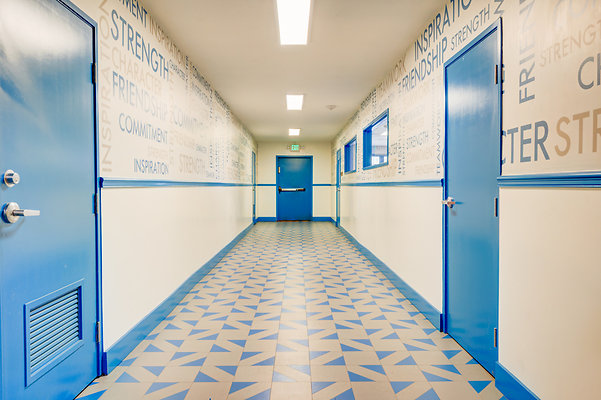 UNIVERSAL-C122-LA-82 UNIVERSAL-C122-LA-82