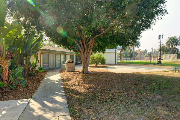 UNIVERSAL-C122-LA-19 UNIVERSAL-C122-LA-19