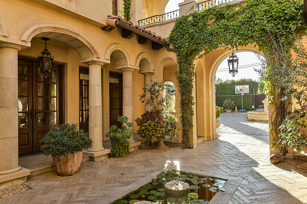 UNIVERSAL-D020-BW-13