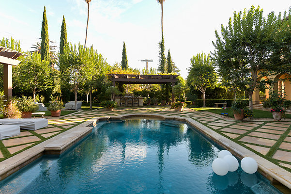 UNIVERSAL-D020-BW-47