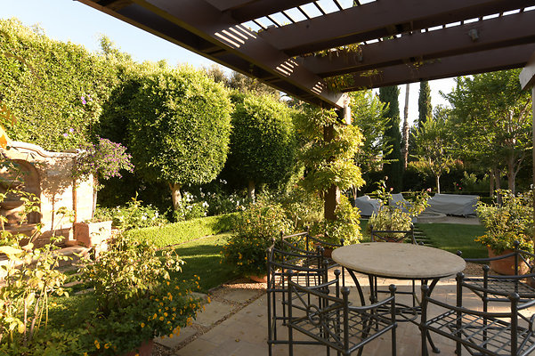 UNIVERSAL-D020-BW-56