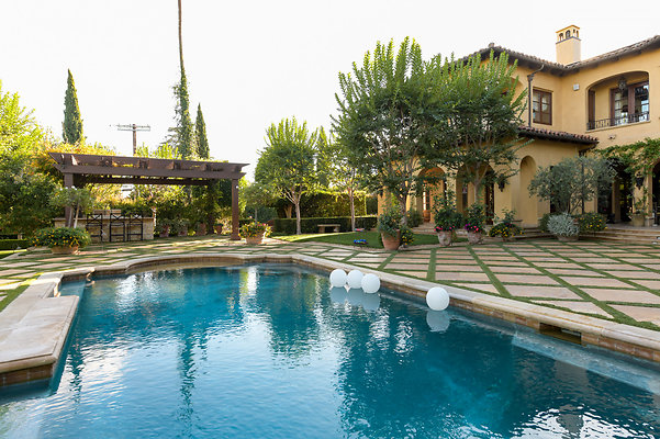 UNIVERSAL-D020-BW-46