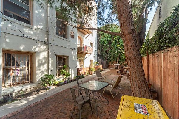 13991 garden 2 13991 garden 2