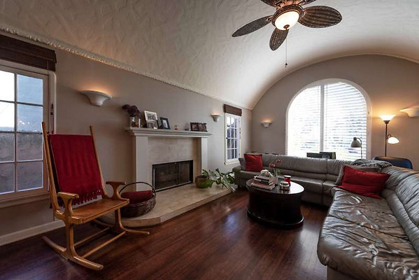 11420 living 3 11420 living 3