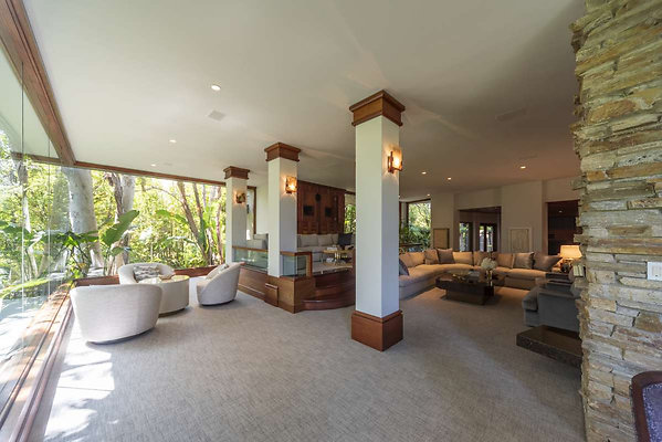 13769 living 5 13769 living 5