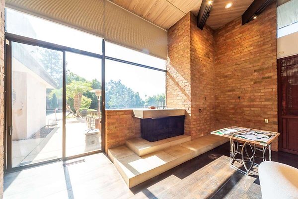 13851 living 5 13851 living 5