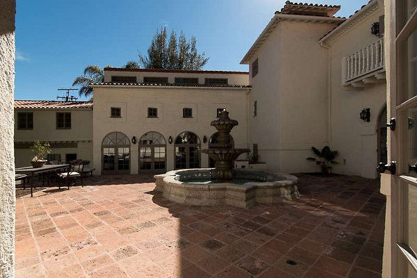 9883 courtyard 3 9883 courtyard 3