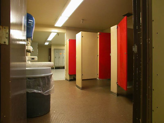 8525 bath 2