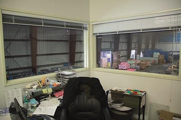 UNIVERSAL-8127-CM-14