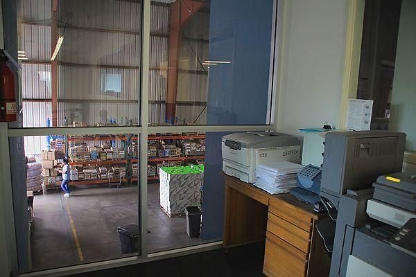 UNIVERSAL-8127-CM-17