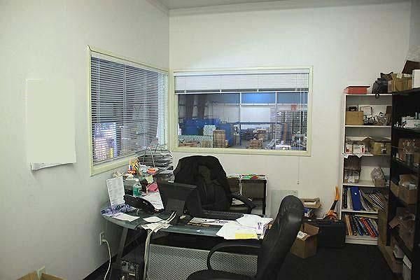 UNIVERSAL-8127-CM-11