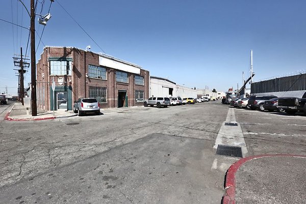 Capequity 15th street LA