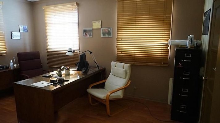 UNIVERSAL-A105-LA-27 UNIVERSAL-A105-LA-27