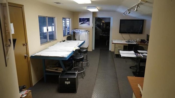 UNIVERSAL-A105-LA-19 UNIVERSAL-A105-LA-19