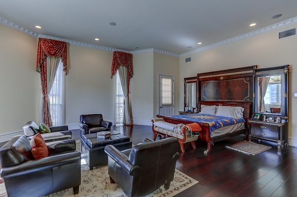 UNIVERSAL-A694-CHW-106