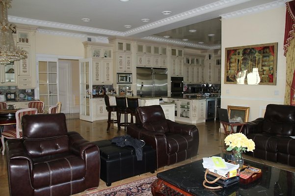 UNIVERSAL-A694-CHW-159 UNIVERSAL-A694-CHW-159