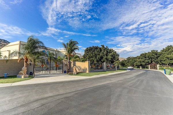 UNIVERSAL-A694-CHW-24 UNIVERSAL-A694-CHW-24