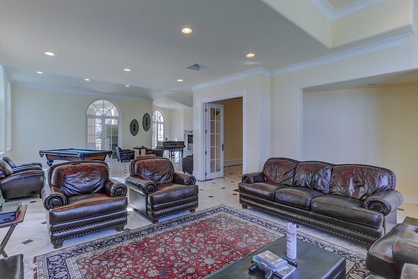 UNIVERSAL-A694-CHW-37 UNIVERSAL-A694-CHW-37