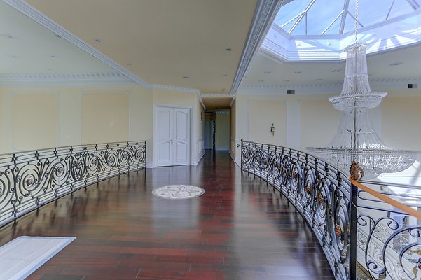 UNIVERSAL-A694-CHW-93