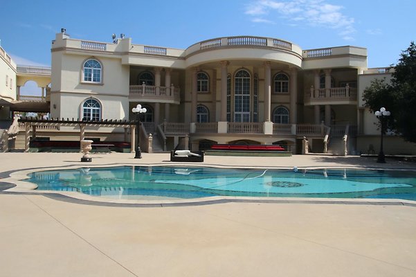 UNIVERSAL-A694-CHW-163 UNIVERSAL-A694-CHW-163