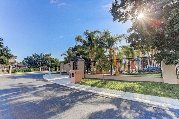 UNIVERSAL-A694-CHW-22 UNIVERSAL-A694-CHW-22