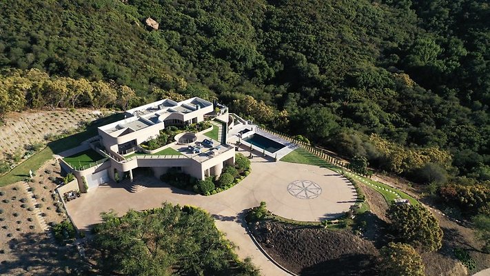 5star 7325 calabasas