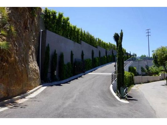 album-d292833202-downloads