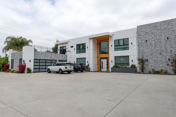 album-d216714537-downloads