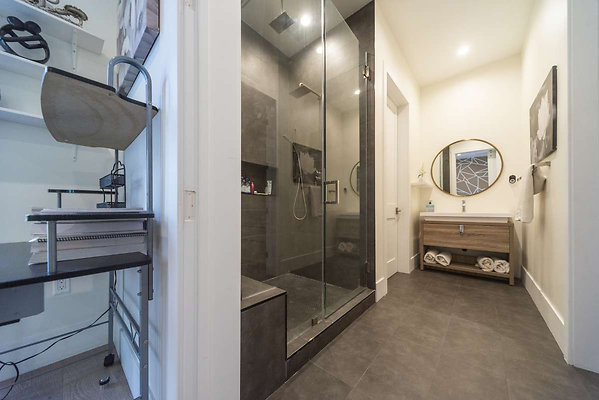 13646 bath 8