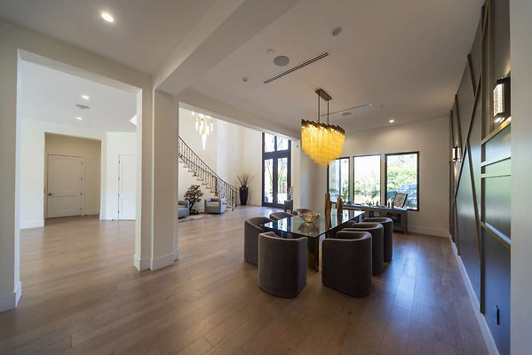 13646 dining 1
