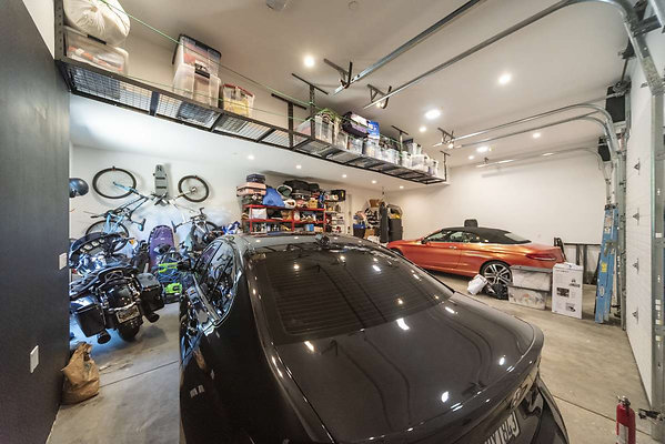 13646 garage 3
