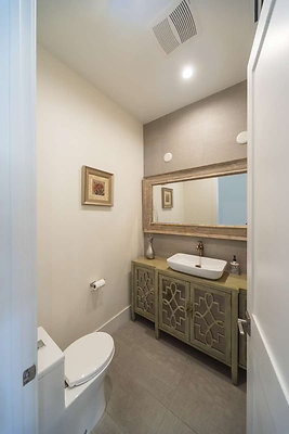 13646 bath 6
